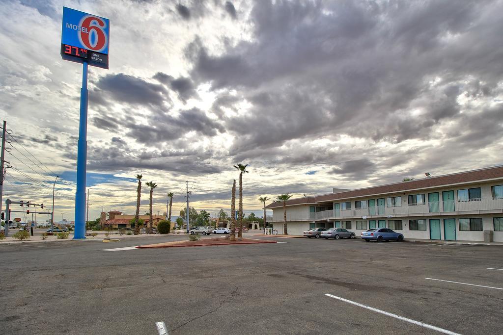 Budgetel Inn & Suites Yuma Kültér fotó