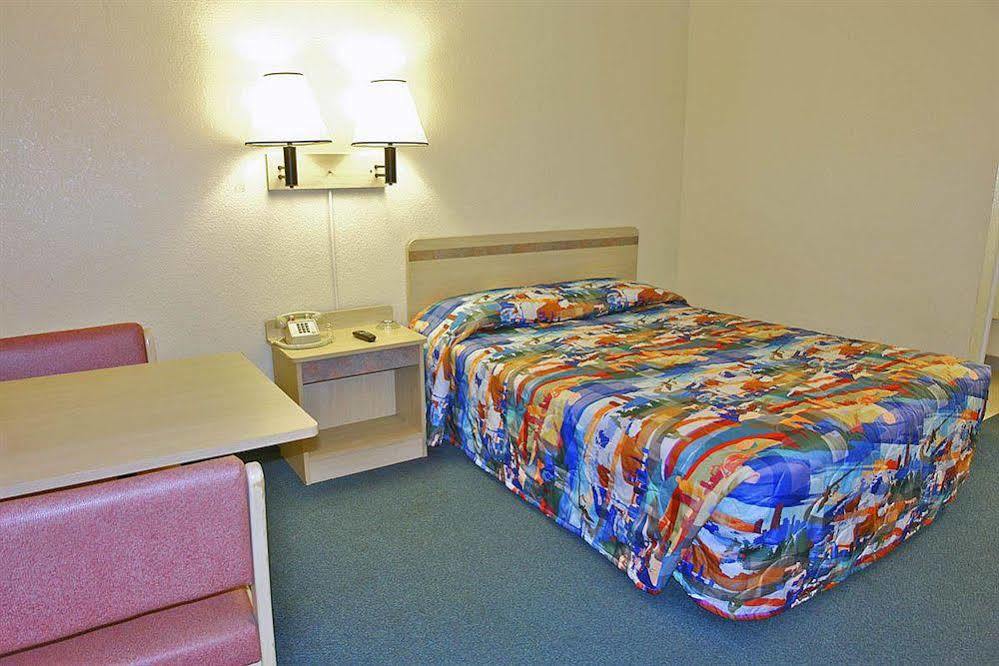 Budgetel Inn & Suites Yuma Kültér fotó